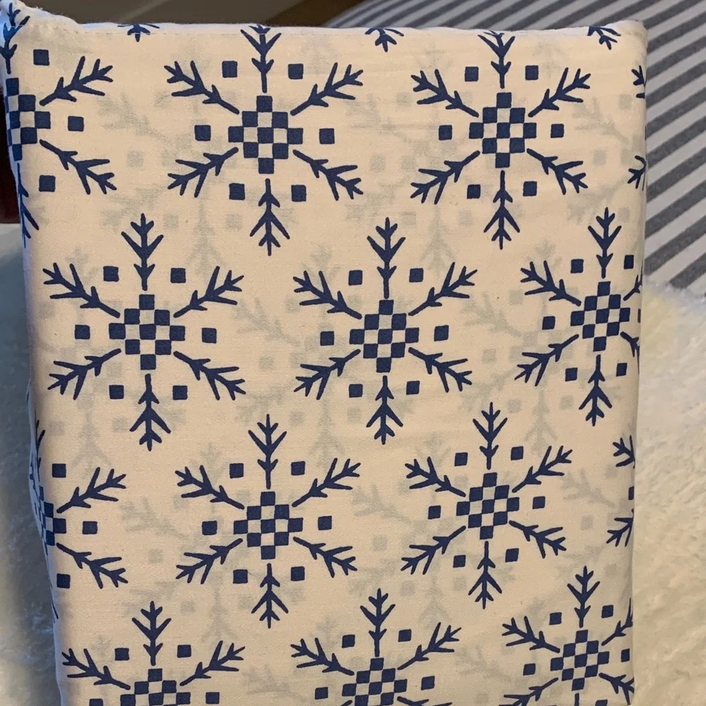 Target Blue Snowflake King Sheet Set